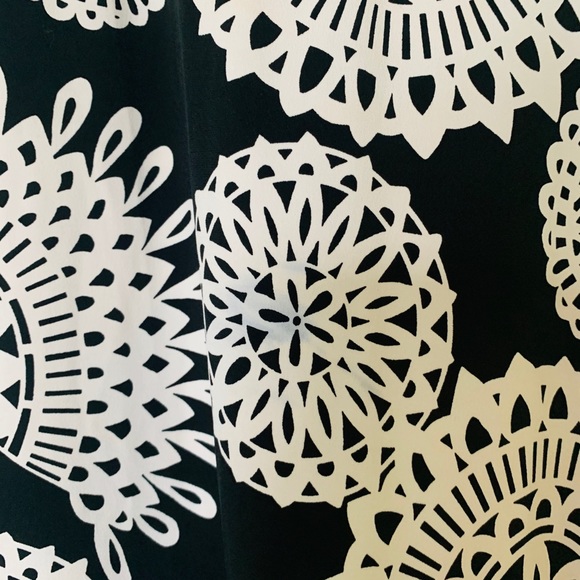 White House Black Market Tank Blouse - Picture 2 of 5